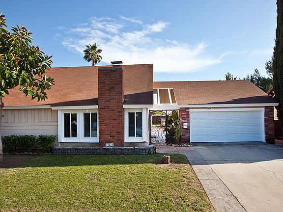 2nd image of 10481 El Comal Dr