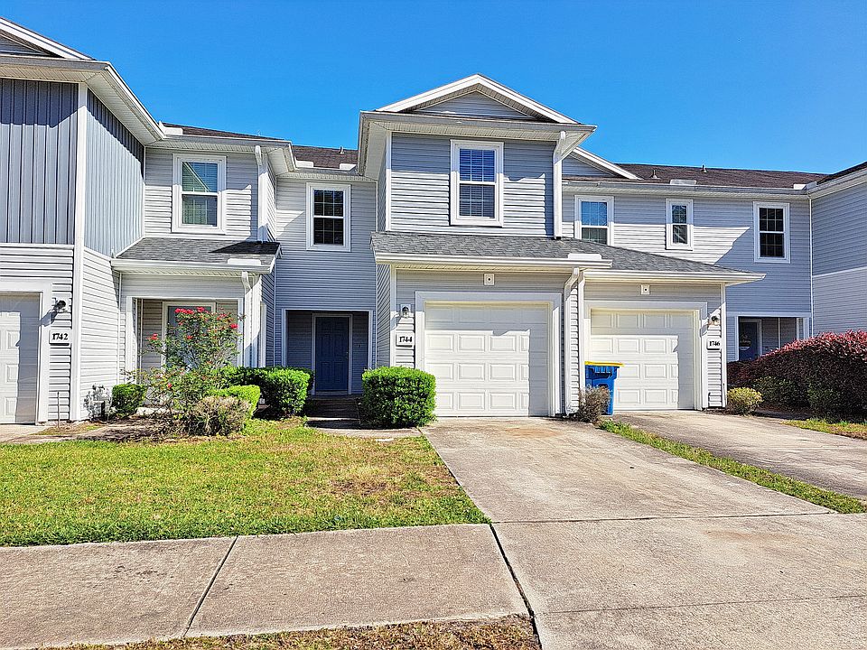 1st image of 1744 Biscayne Bay Cir