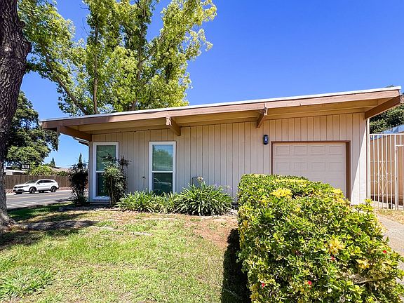 3rd image of 9379 Lujan Dr