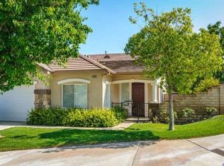 22948 Boxwood Ln, Saugus, CA 91390