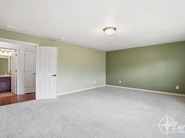 10406 NE 69th Ave — Photo 32