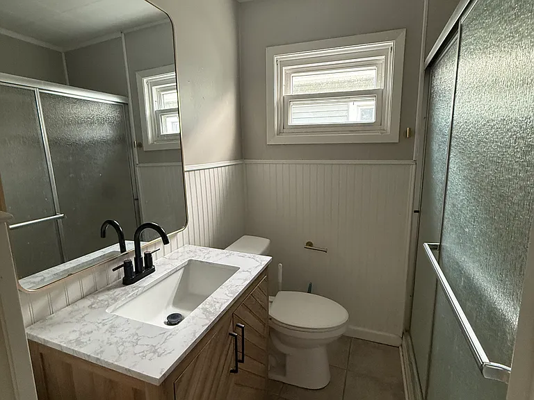 236 Lovering Ave — Photo 9