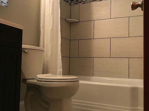 4th image of 15138 Mulberry St