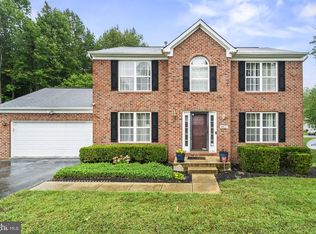 9912 Graystone Dr, Upper Marlboro, MD 20772
