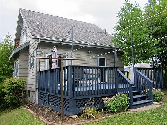 3rd image of 463 Hickok Ave