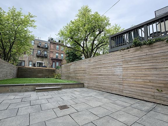 4th image of 119 Wayne St APT 1