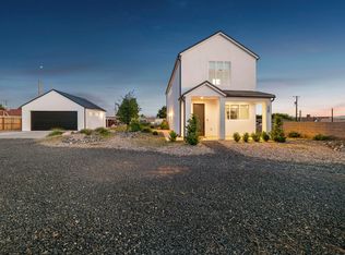 226 E 400 N, Washington, UT 84780