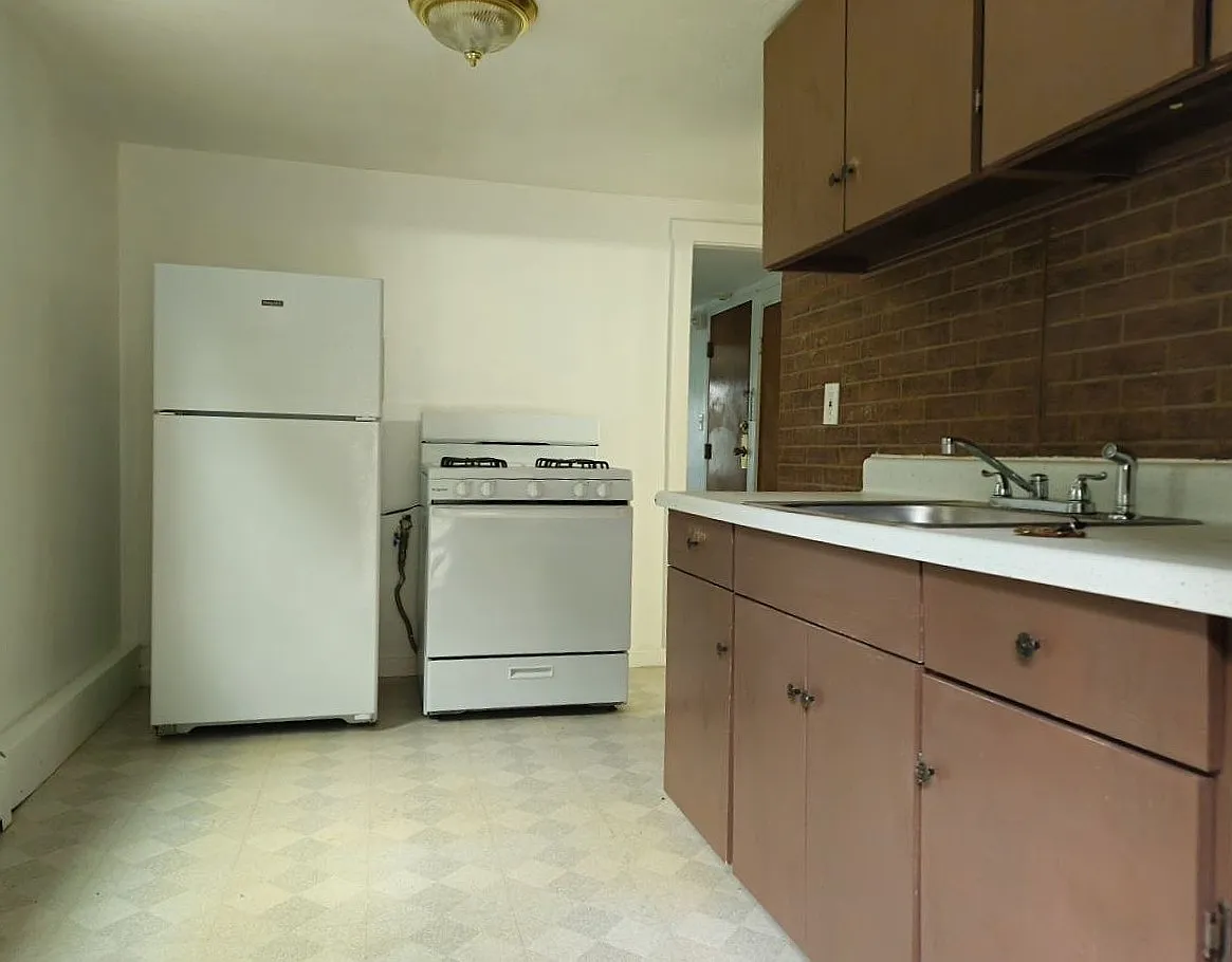 1 bed, $1,400 — Photo 1