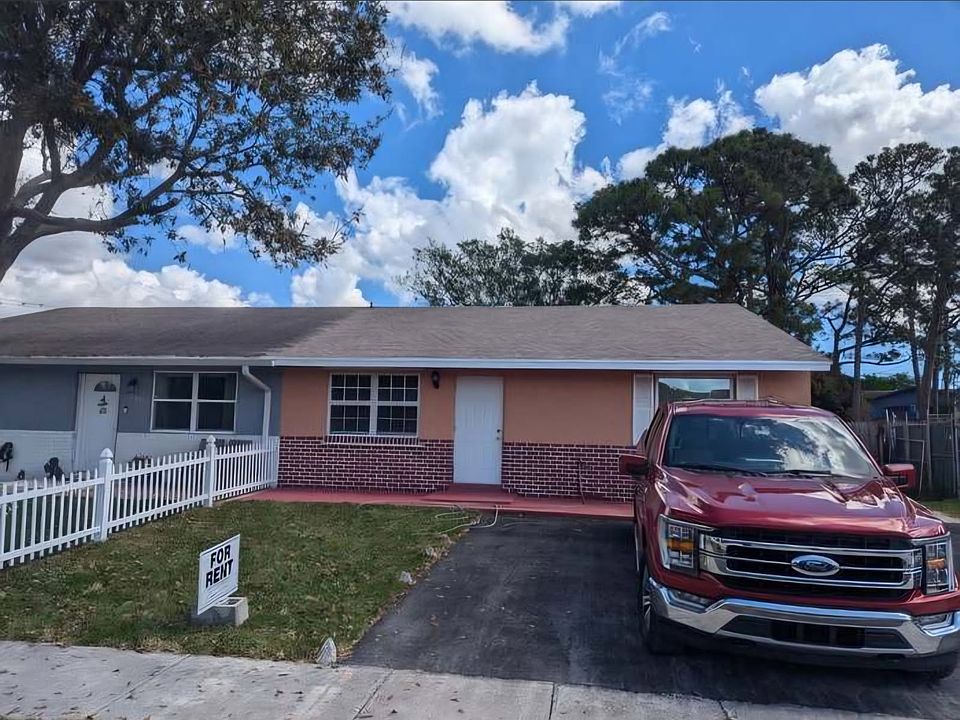 1st image of 4538 Empire Way