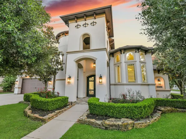 27711 Stonehurst Ln, Katy, TX 77494