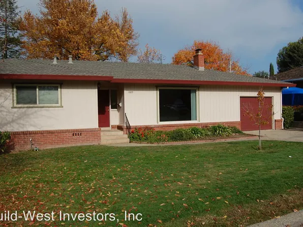 1009 Hillcrest Ave, Roseville, CA 95678