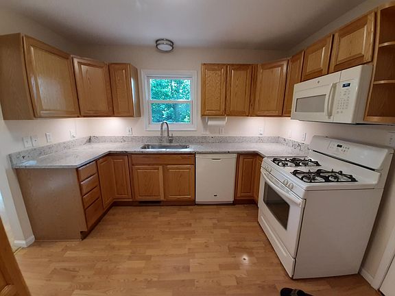 2nd image of 102 Burton Ave