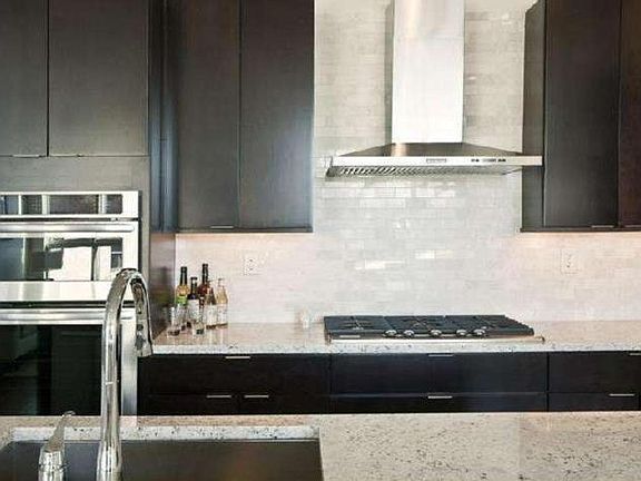 4th image of 444 Fairmount Ave Unit B