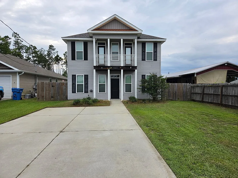 5423 Debi Rd