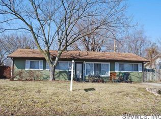 449 S 5th St, Caseyville, IL 62232