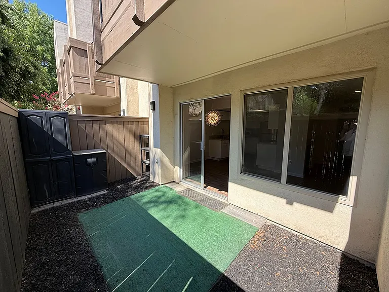 3701 Colonial Dr #201 — Photo 32