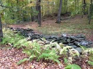 25 Park Ln, Woodbridge, CT 06525