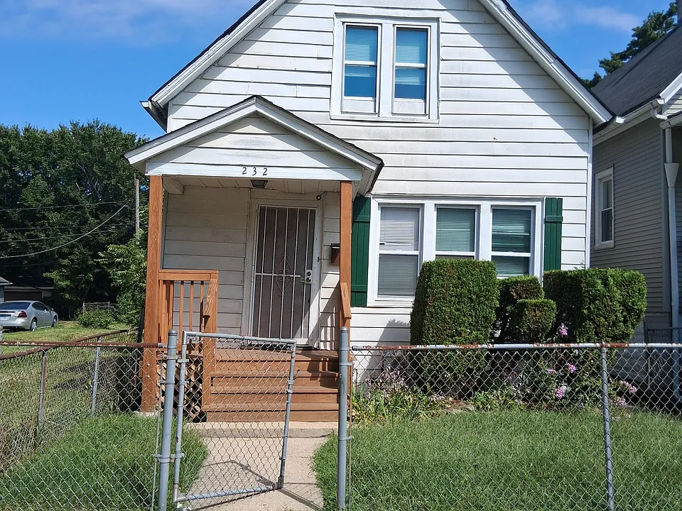 232 W 109th St