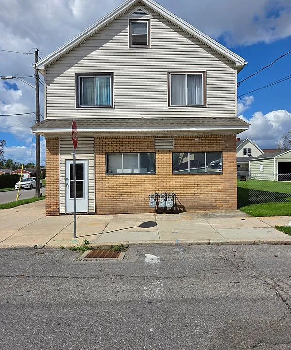 130 Crocker St #USE
