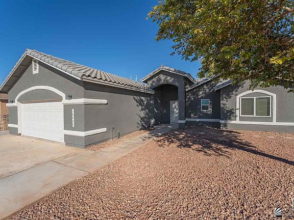 3rd image of 10422 E 38th Pl