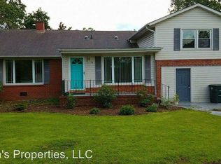 218 Early St, Fayetteville, NC 28311