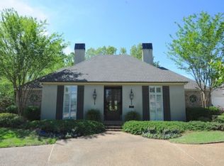 213 Oxford Pl, Ridgeland, MS 39157
