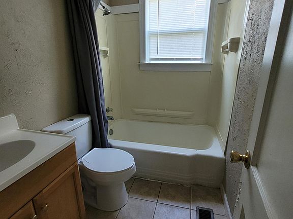 5th image of 2508 Elderberry Dr