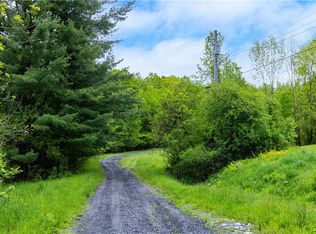 58 Cascade Dr #49, New Hartford, NY 13413