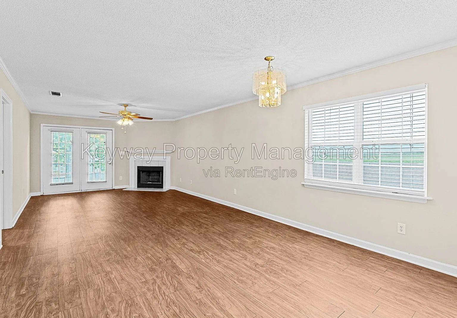2 bed, 2.0 bath, 1092 sqft, $1,350 — Photo 4