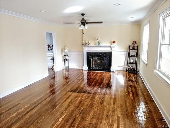 2nd image of 3924 Stockton St