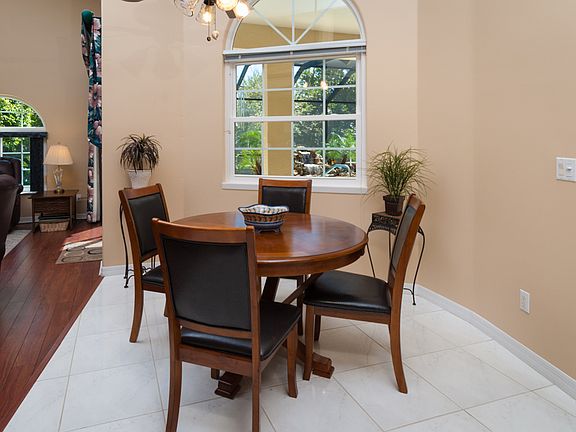 3rd image of 311 Island Dr