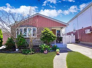 21724 47th Rd, Bayside, NY 11361