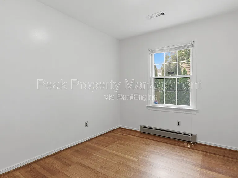 3322 Woodrow Ave — Photo 15