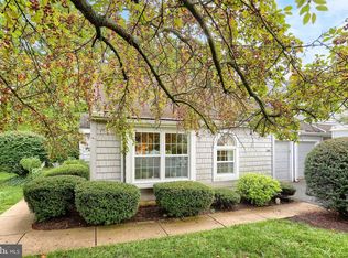 268 Crescent Dr, Hershey, PA 17033