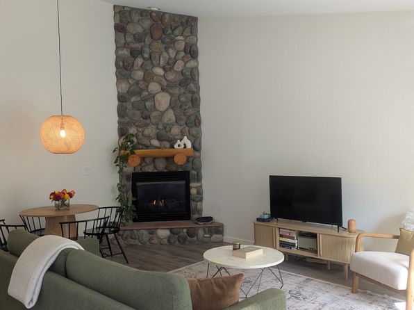 5077 Camel Heights Rd Unit B