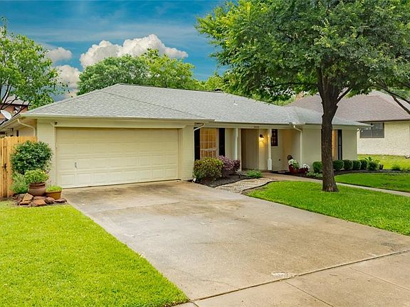 3rd image of 3608 Shady Brook Dr