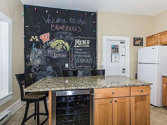 2nd image of 857 Beacon St APT 24