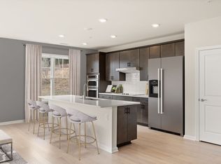 5 Peters Farm Way #406, Westborough, MA 01581