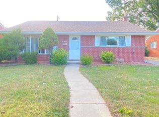 6419 Sunset St, Garden City, MI 48135