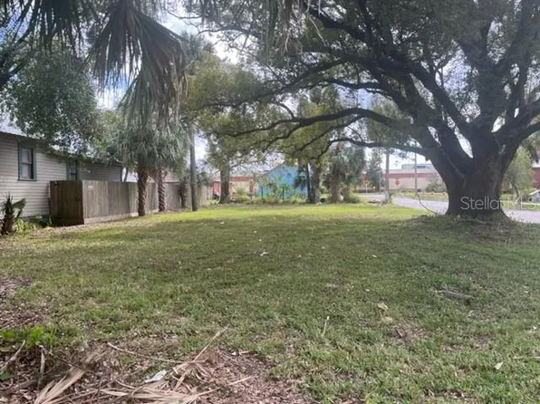 2001 E Columbus Dr #5, Tampa, FL 33605