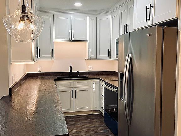 3rd image of 5709 Lyons View Pike APT 1215