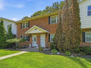 1821 Val Ct, Burlington, KY 41005