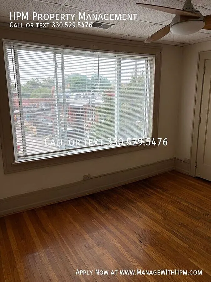2 bed, 1.0 bath, $1,100 — Photo 3