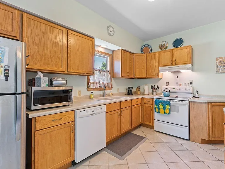1330 13th Ave #1330 — Photo 6