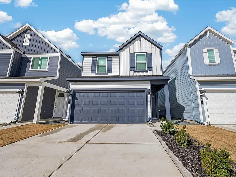 10514 Wellesley Terrace Trl — Photo 1