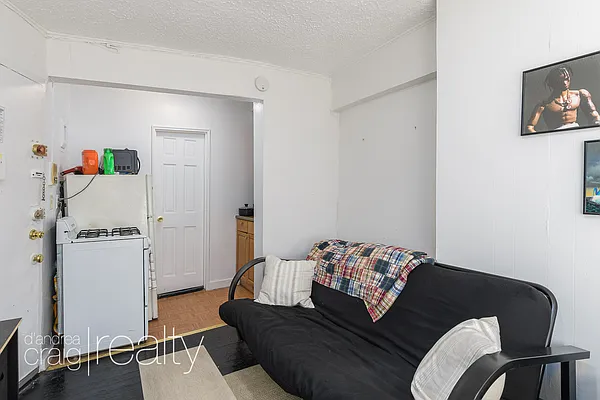 Rented by D'Andrea Craig Realty | media 3