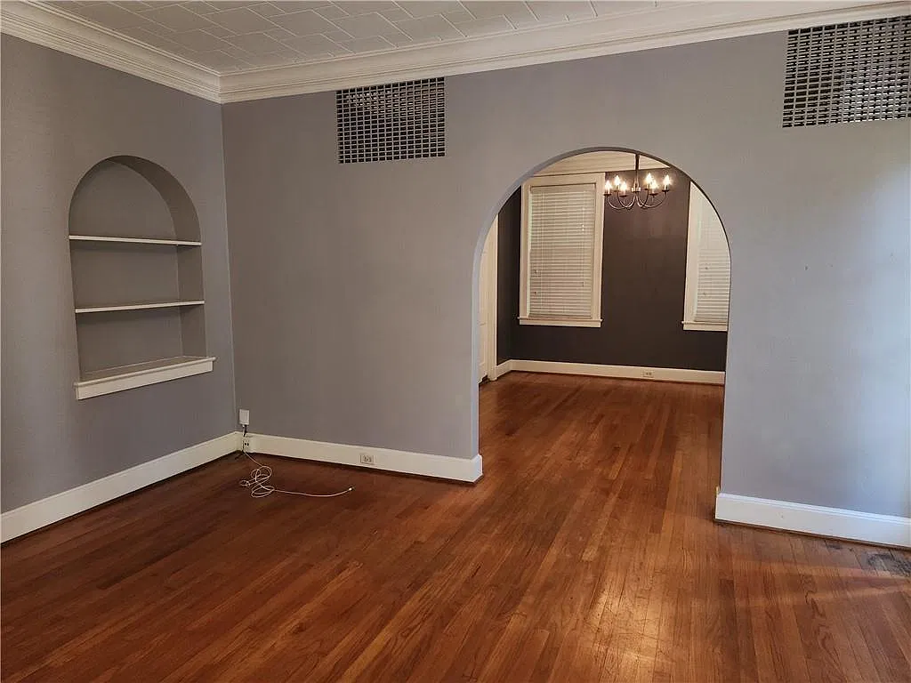 3 bed, 1.0 bath, 1817 sqft, $1,750 — Photo 4