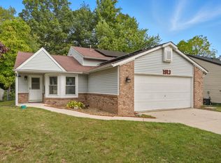 1913 Falcon Hill Pl, Fort Wayne, IN 46825