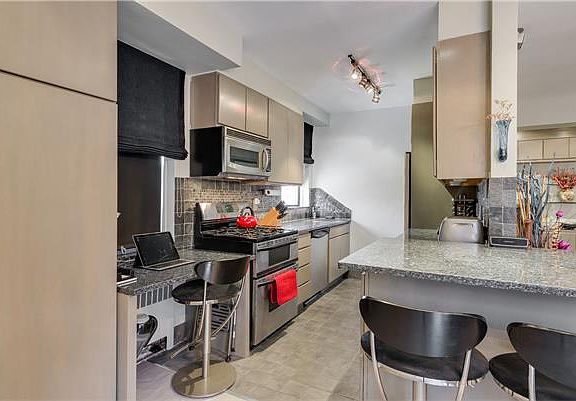 4th image of 640 W 239th St APT 3F