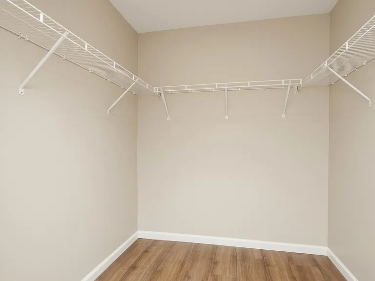 2319 Lantern Ridge Dr — Photo 21